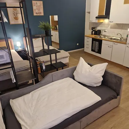 2 Schlafplaetze - Zentral, Ruhig, Wlan, Terrasse * 보홀트