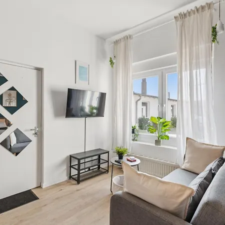 아파트 2 Schlafplaetze - Zentral, Ruhig, Wlan, Terrasse *