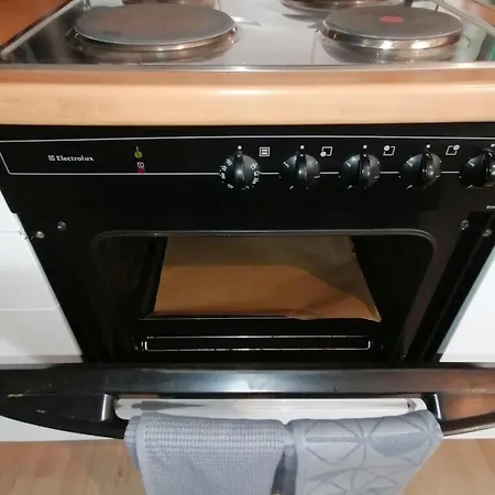 2 Schlafplaetze - Zentral, Ruhig, Wlan, Terrasse