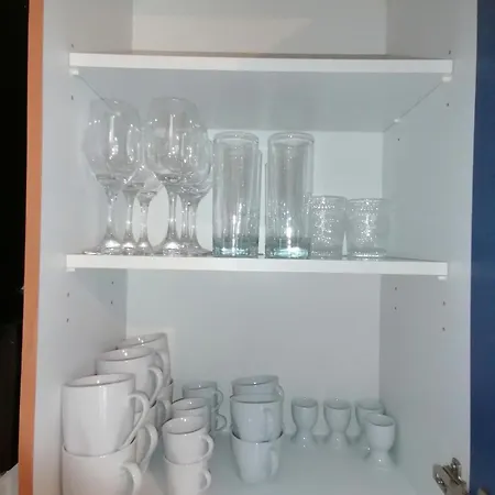 2 Schlafplaetze - Zentral, Ruhig, Wlan, Terrasse * 보홀트