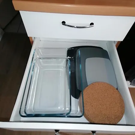 2 Schlafplaetze - Zentral, Ruhig, Wlan, Terrasse 아파트