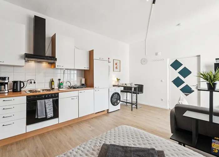 2 Schlafplätze - Zentral, Ruhig, Wlan, Terrasse Apartment *
