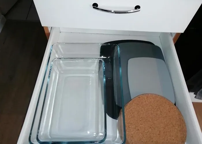 2 Schlafplätze - Zentral, Ruhig, Wlan, Terrasse Apartment